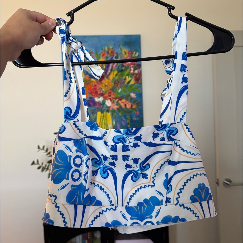 SHEIN Blue and White Patterned Crop Top